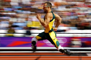 开云体育下载-篮网锁死勇士，范弗利特德甲封神，当防守艺术与个人英雄主义隔空交响