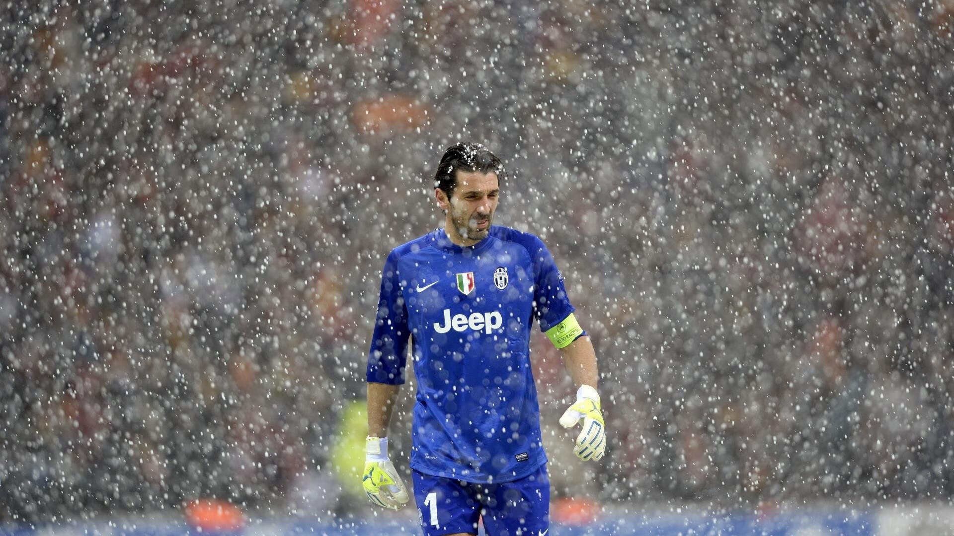 布伦森关键回合不手软，黄蜂淘汰辽宁队