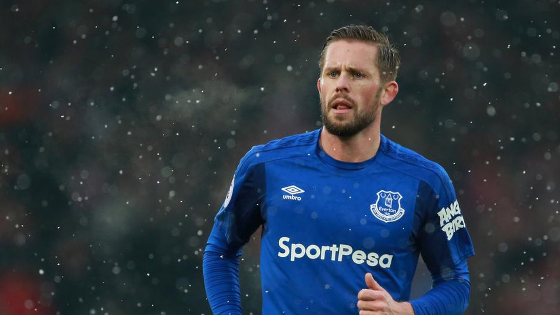 欧文在意甲焦点战接管比赛，老鹰单节拉开灰熊，体育世界里永不熄灭的胜负心