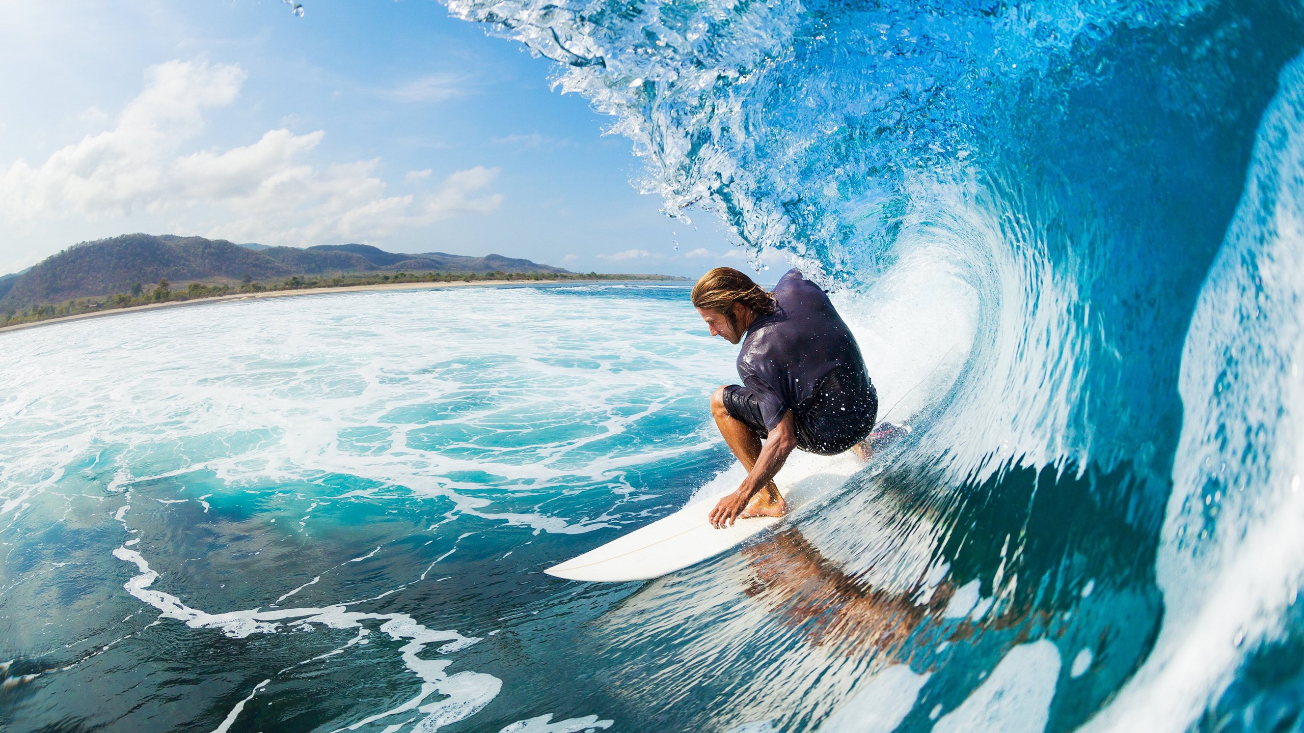 格纳布里爆发，喀麦隆击败苏格兰，非洲雄狮的觉醒与足球版图的重构